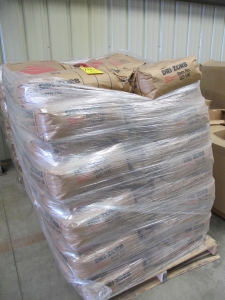 LOT (80) BAGS ABSORBENT, SLIKWIK KIND, PROCESSED CORNCOB FORM. INCINERABLE ABSORBENT. 40 LBS PER BAG (W-44) LOADING & HANDLING FEE $30-